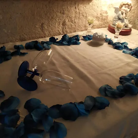 La Casa Nella Roccia Holiday home *