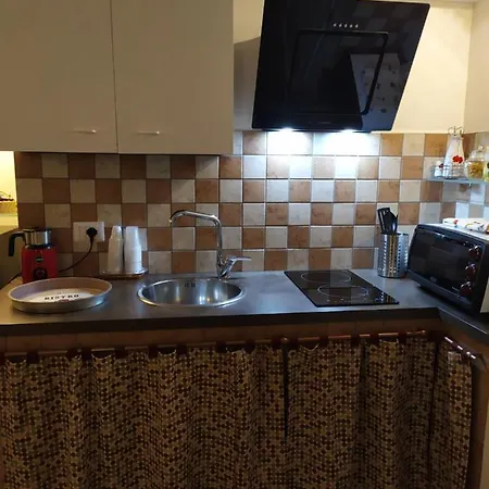 La Casa Nella Roccia *